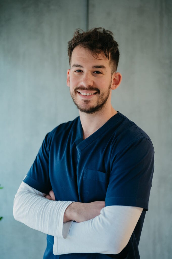Dr. Christos Kolettis